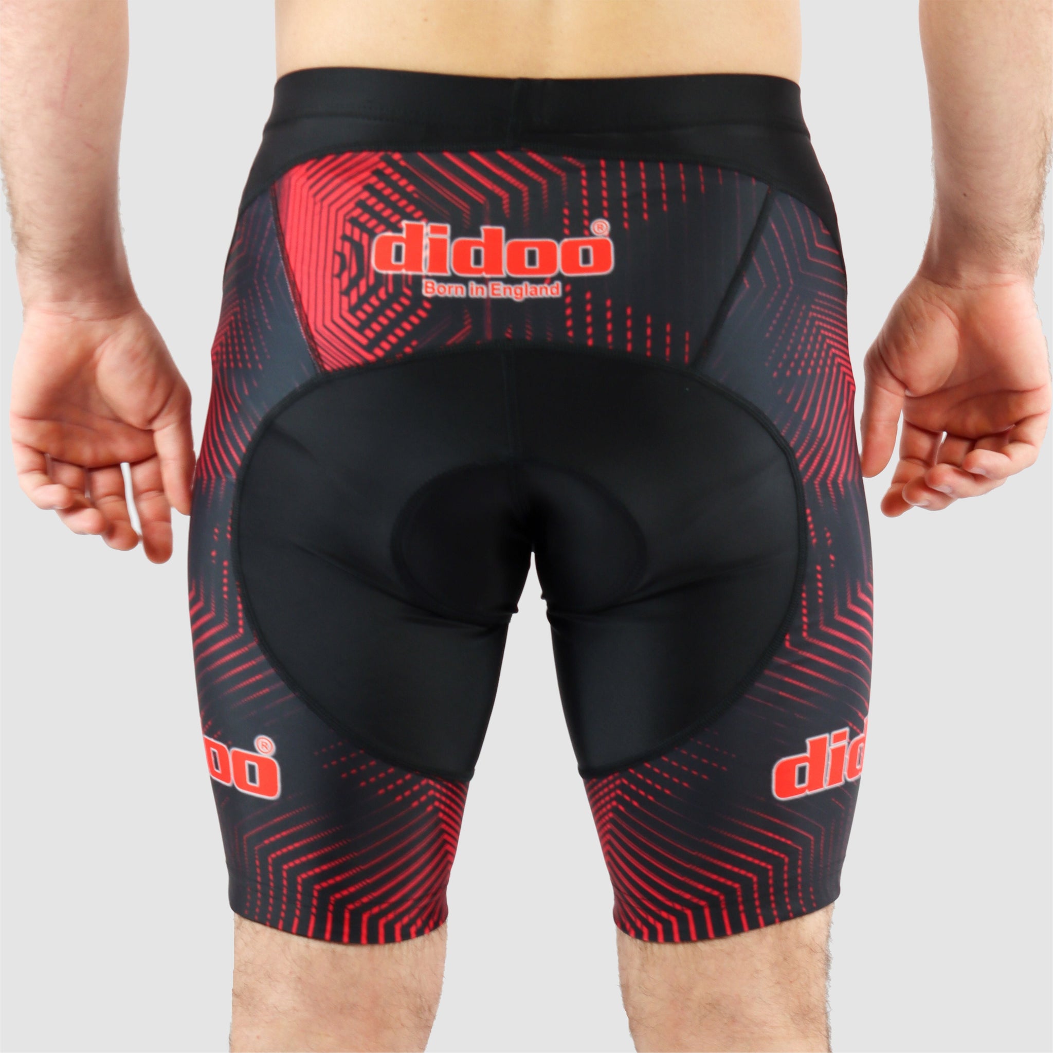 DiDOO Men's Classic Quick Dry Padded Cycling Shorts Black and Red
