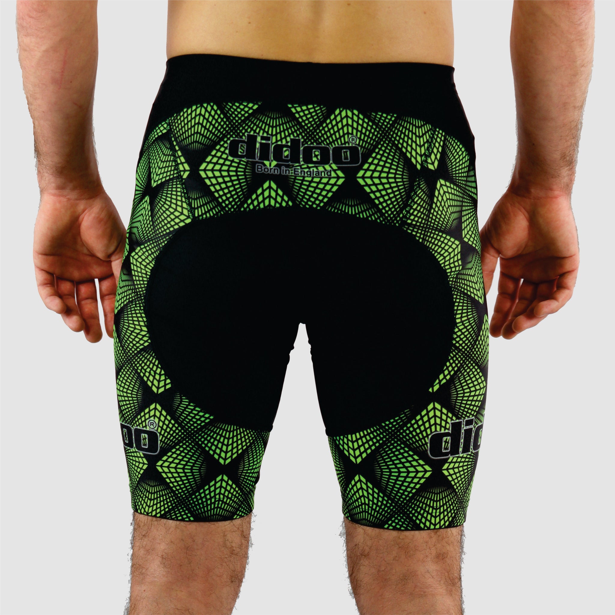 DiDOO Men's Classic Quick Dry Padded Cycling Shorts Black and Green